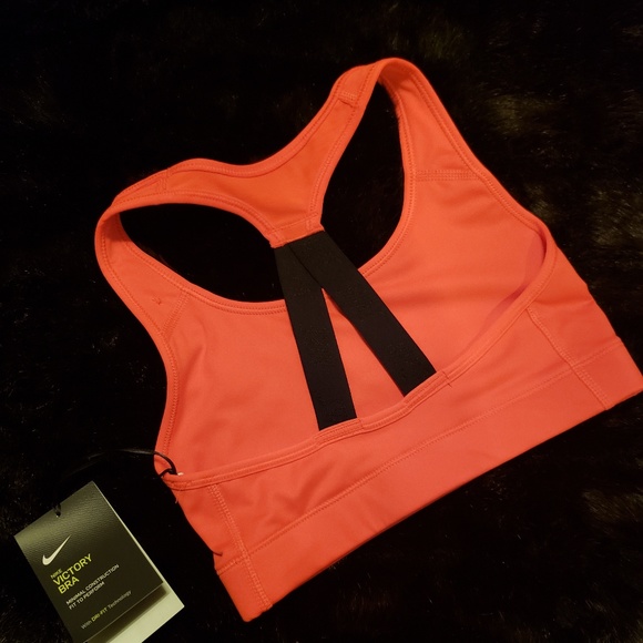 NIKE Victory Medium Support Bra - Picture 5 of 5